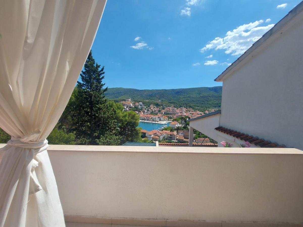 Apartman Marina Sa Parkingom Jelsa  Bagian luar foto