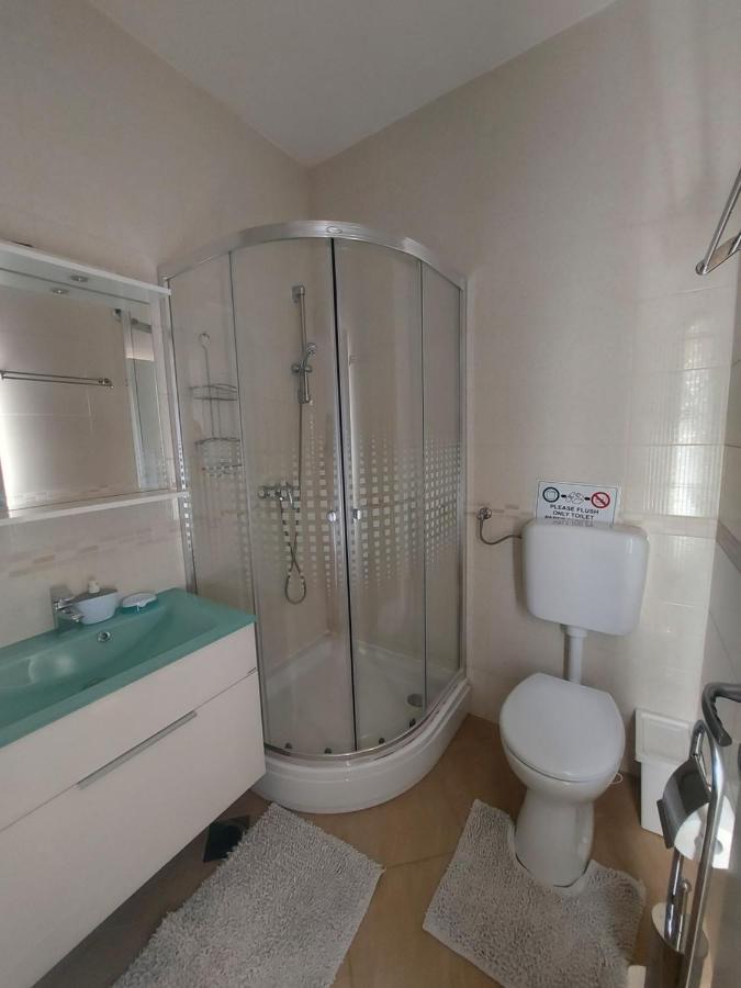 Apartman Marina Sa Parkingom Jelsa  Bagian luar foto