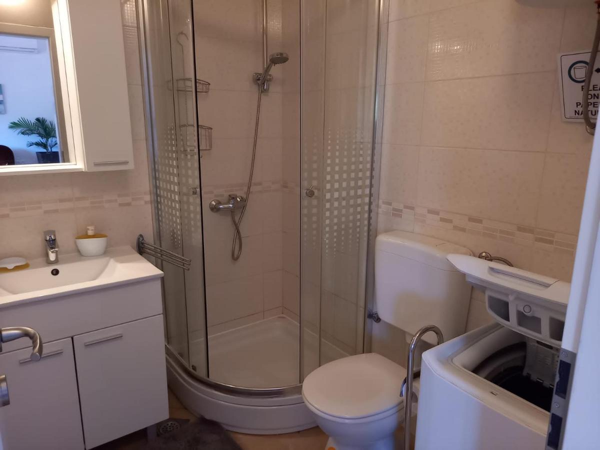 Apartman Marina Sa Parkingom Jelsa  Bagian luar foto