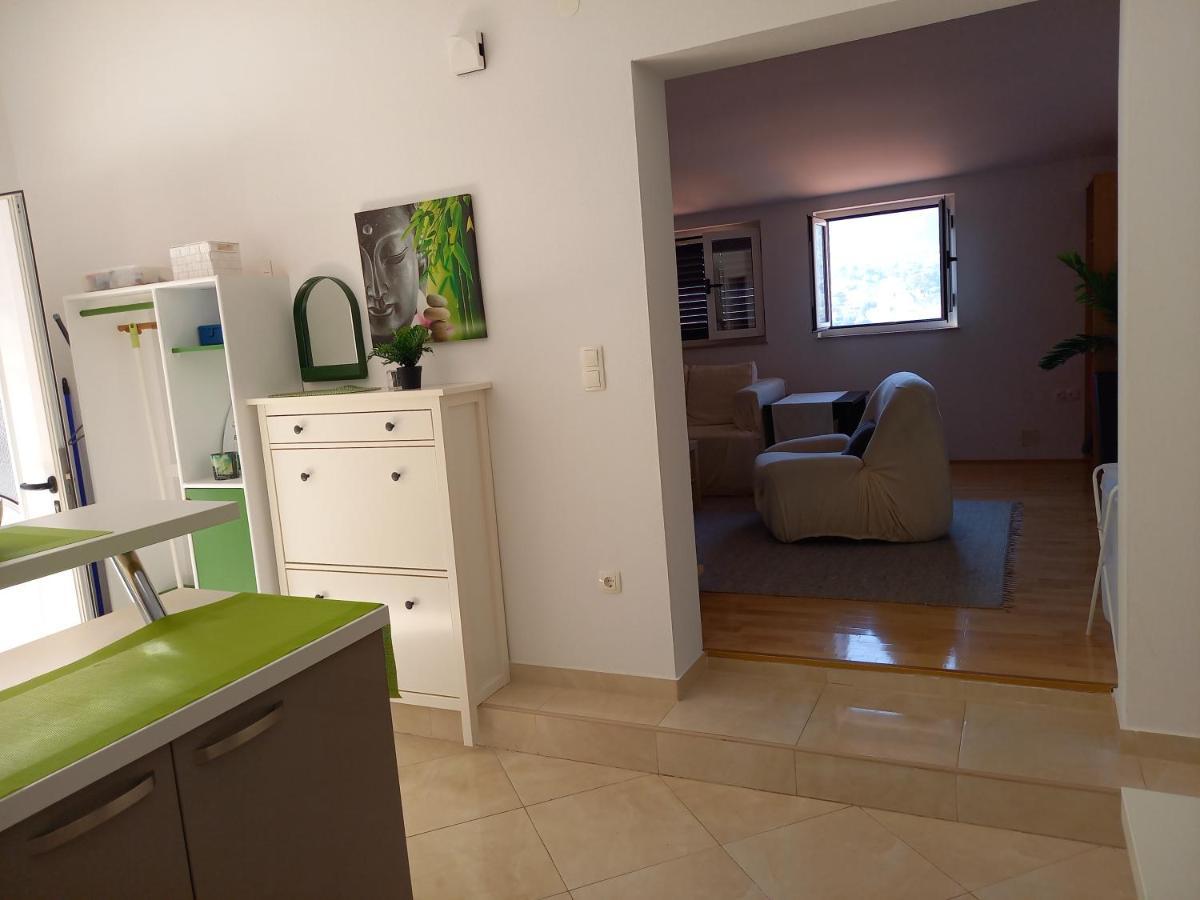Apartman Marina Sa Parkingom Jelsa  Bagian luar foto